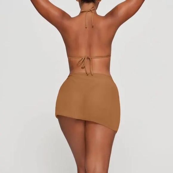 SKIMS NEW Almond Silk Crinkle Cover Up Wrap Skirt - Picture 2 of 3